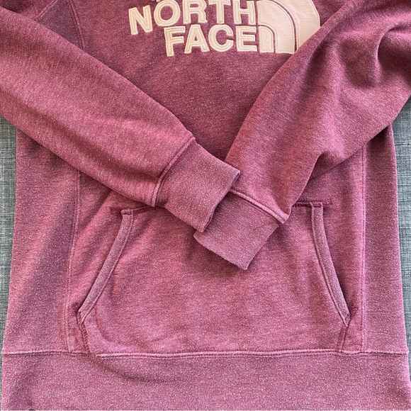 The North Face Half Dome Pullover Long-Sleeve Hoodie - Picture 6 of 8